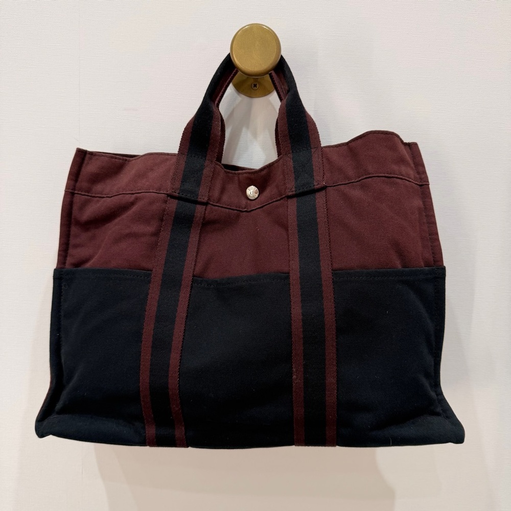 Authentic Hermes Fourre-Tout MM Stylish Burgundy and Black Tote Bag